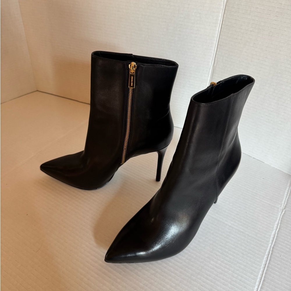 Michael Kors KEKE Ankle Booties SIZE 9.5